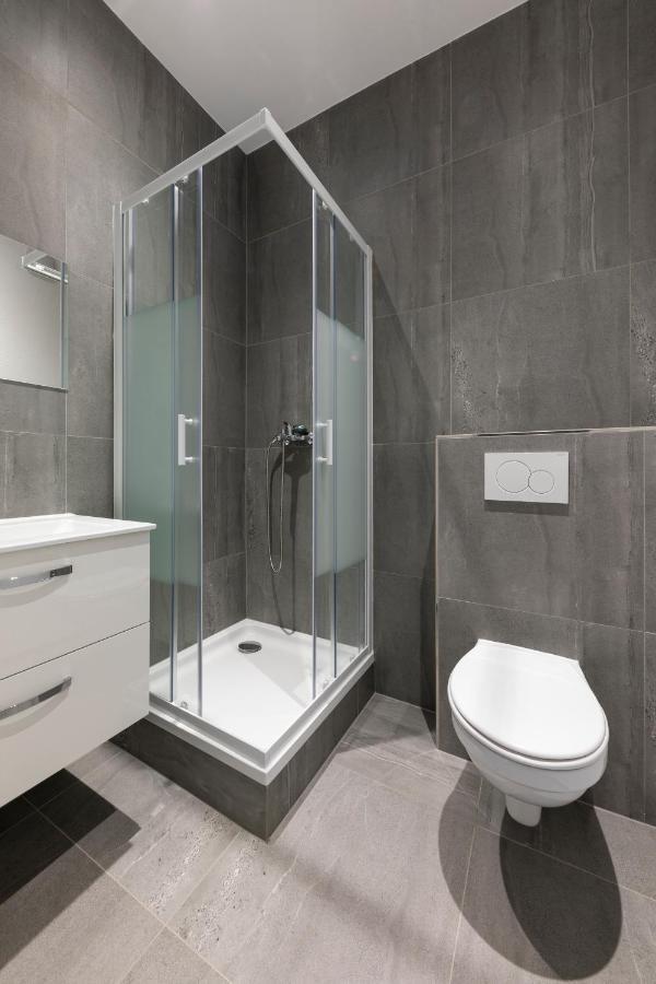 Iqs Rooms - Chambre Double Avec Salle De Bain Luxembourg Ngoại thất bức ảnh